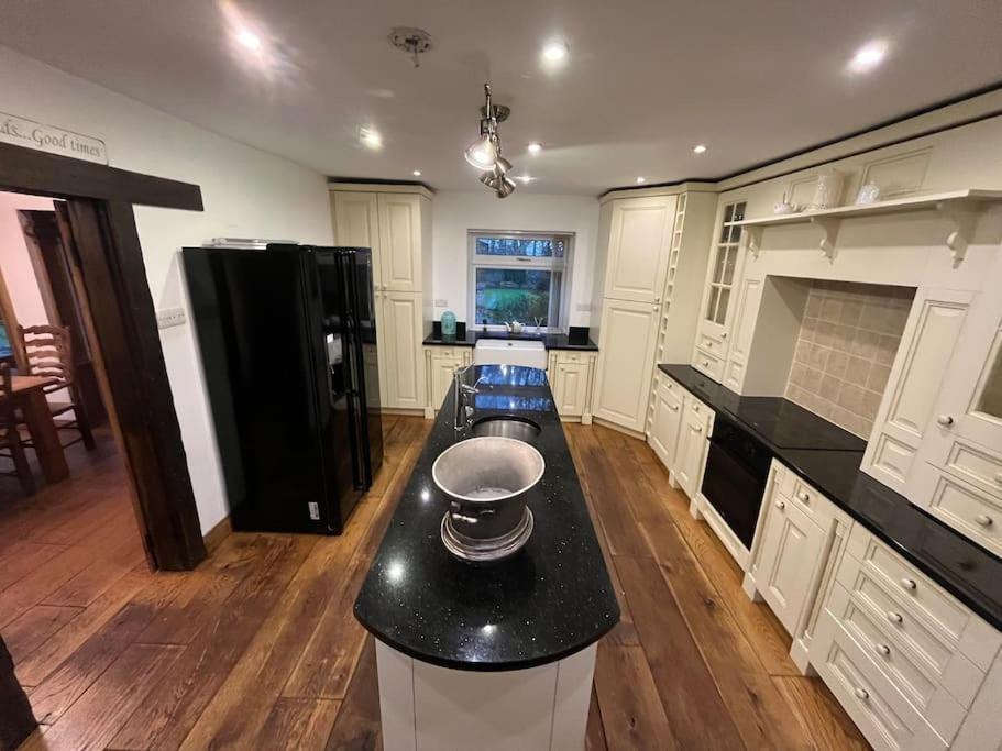 Brownhills Villa Eaton  Eksteriør bilde